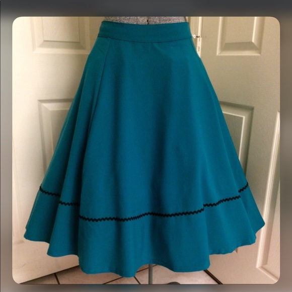 Modcloth Dresses & Skirts - RockSteady teal skirt